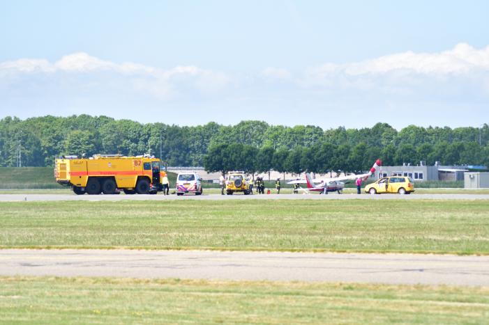 Sportvliegtuig maakt noodlanding op Lelystad Airport
