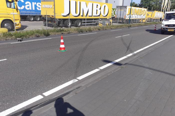 Ongeval tussen vrachtwagen en personenauto