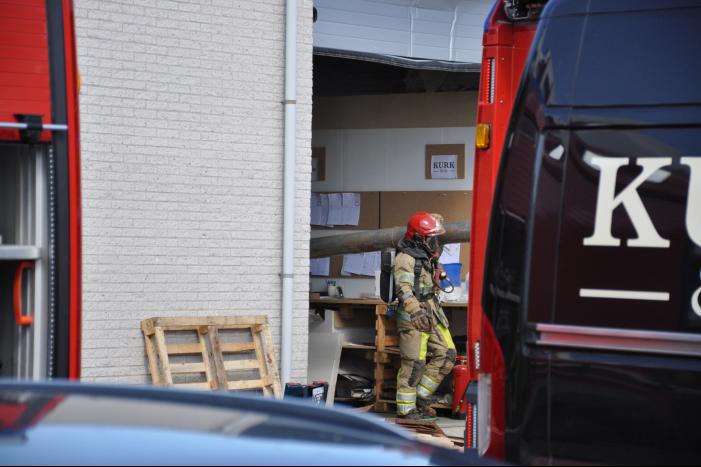 Brand in bedrijfspand op Industrieterrein Noordersluis
