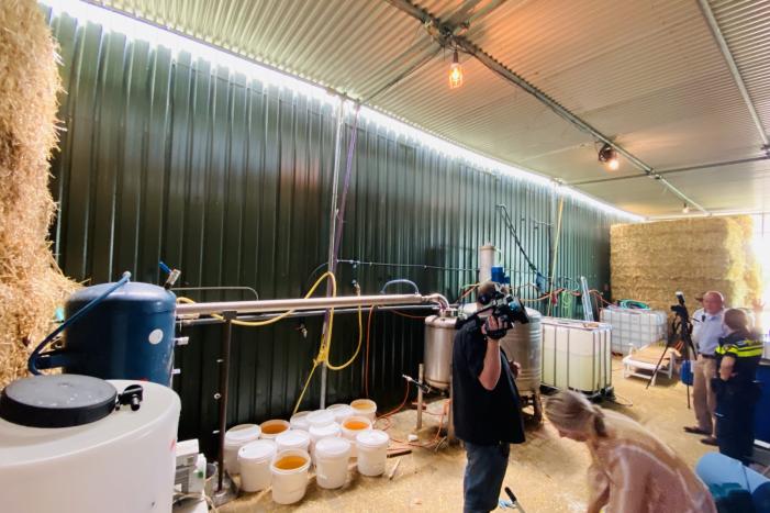 In werking zijnde drugslab aangetroffen