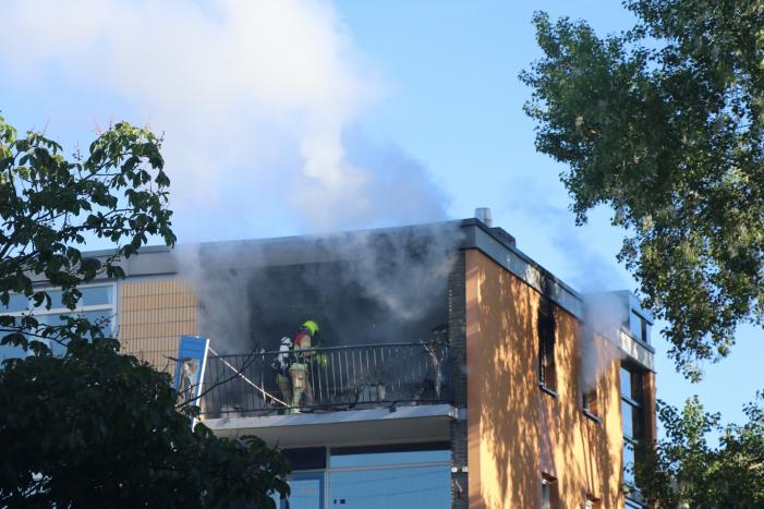 Brand na explosie in flatwoning
