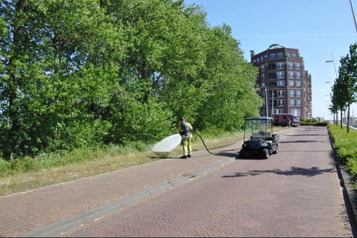 Bermbrand snel onder controle