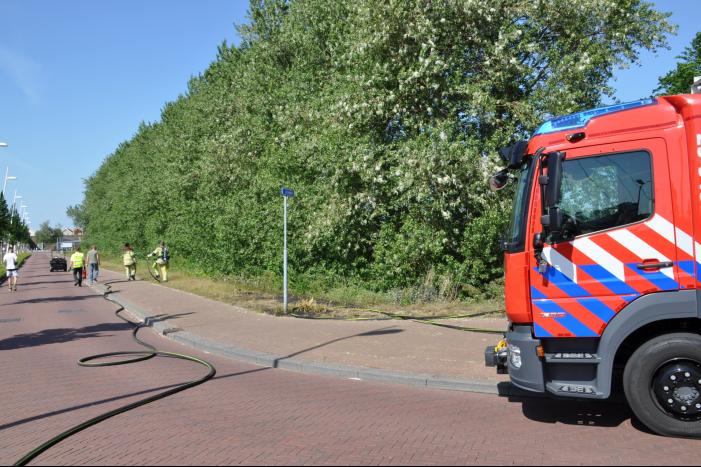 Bermbrand snel onder controle