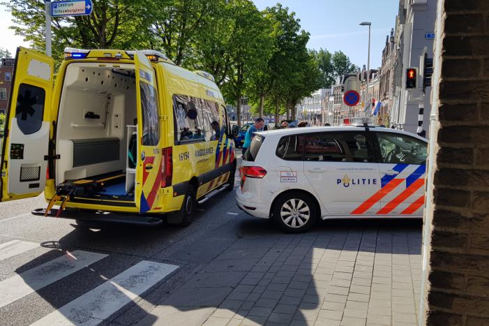 Scooterrijder gewond na aanrijding met auto