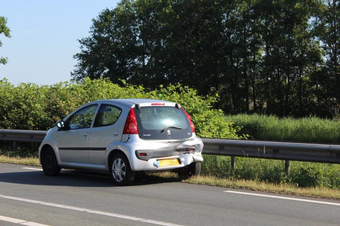 Vier voertuigen betrokken bij kop-staart botsing