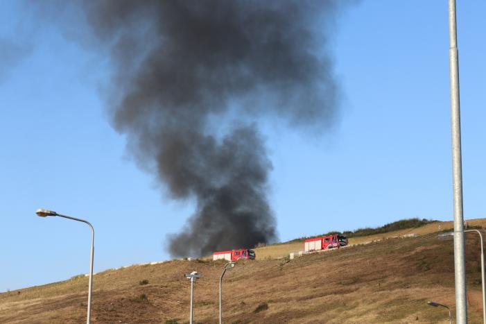 Flinke rookontwikkeling bij brand op vuilstort