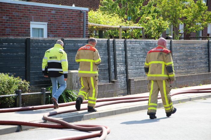Veel rook bij brand in meerdere schuren