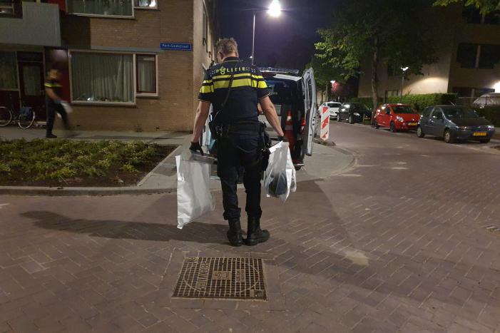 Persoon zwaargewond na steekpartij in woning