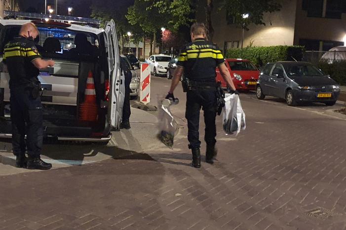 Persoon zwaargewond na steekpartij in woning