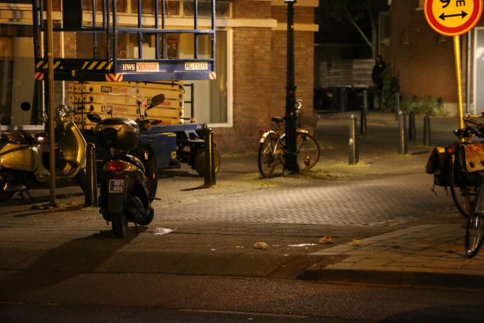 Gewonde na aanrijding tussen scooter en maaltijdbezorger
