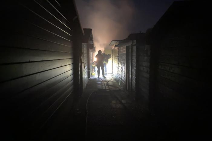 Flinke rookontwikkeling bij uitslaande schuurbrand
