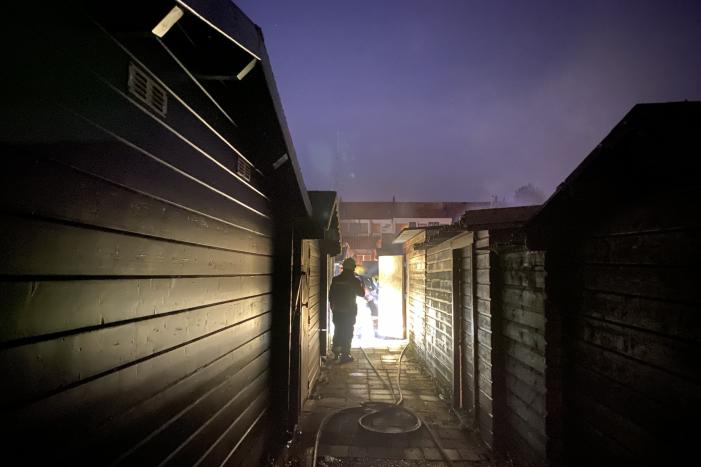 Flinke rookontwikkeling bij uitslaande schuurbrand