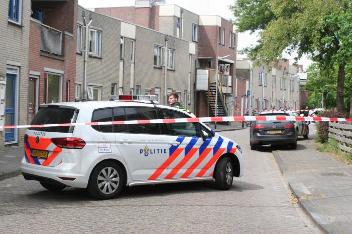 Mogelijk explosief aangetroffen, straat afgezet