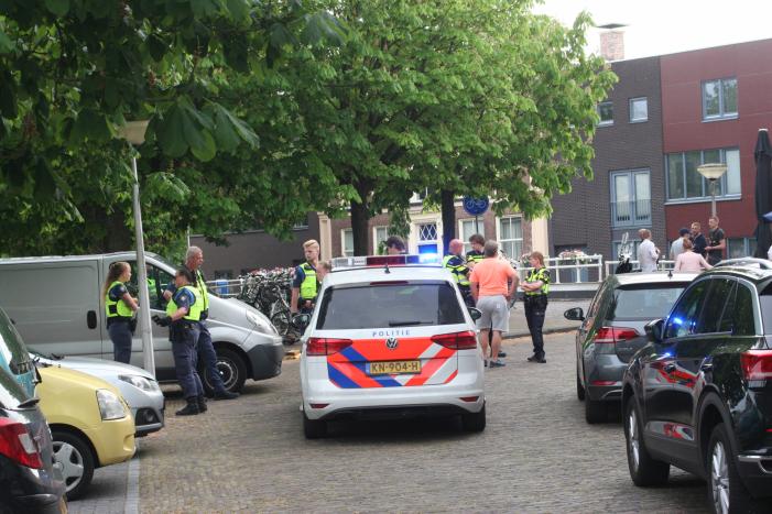 Vechtpartij bij cafe, meerdere gewonden