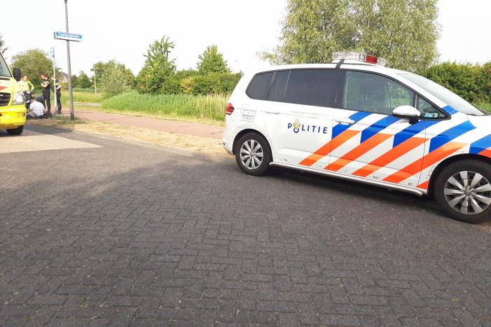 Gewonde bij aanrijding tussen scooter en fiets