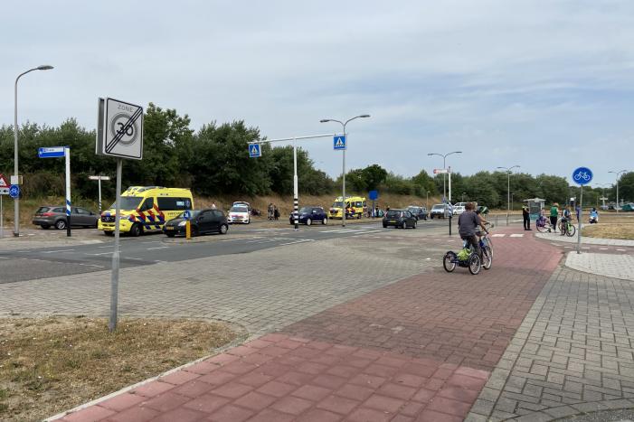 Persoon gewond na val van paard