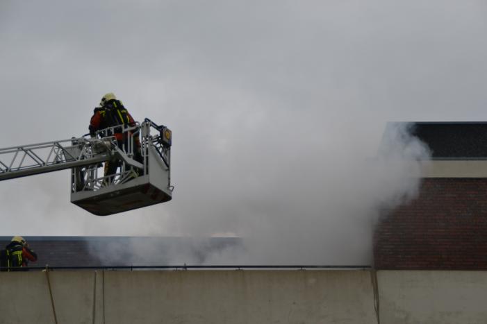 Veel rook bij brand in studentencomplex