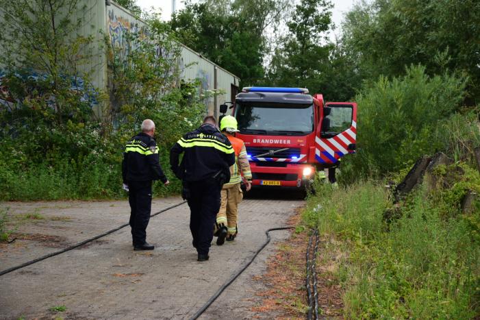 NL-Alert voor enorme rookontwikkeling bij brand in loods