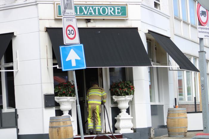 Politiekleding gestolen tijdens brand