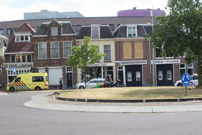 Motorrijder gewond door val op rotonde