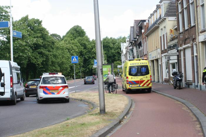 Motorrijder gewond door val op rotonde