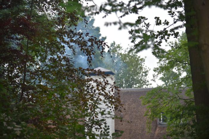 Flinke brand in schoorsteen van villa