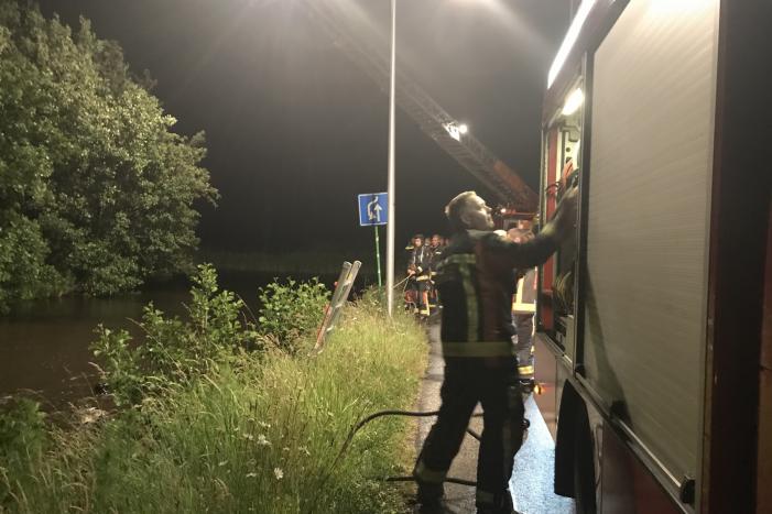 Zoekactie na aantreffen van een scooter in de sloot