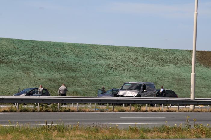 Flinke schade na kop-staart aanrijding