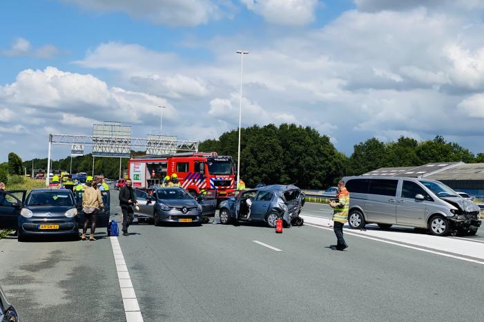 Flinke schade na kop-staart aanrijding
