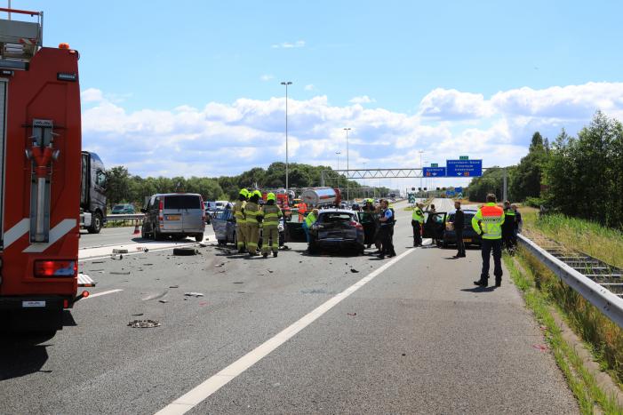Flinke schade na kop-staart aanrijding