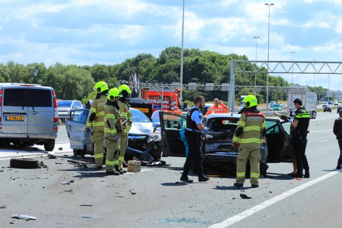Flinke schade na kop-staart aanrijding