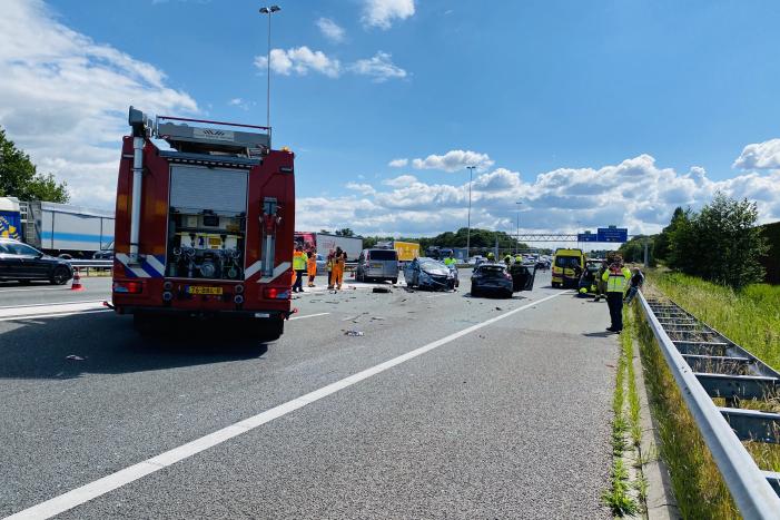 Flinke schade na kop-staart aanrijding