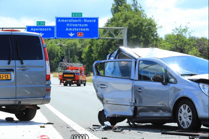 Flinke schade na kop-staart aanrijding