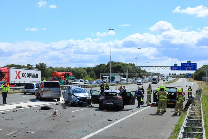 Flinke schade na kop-staart aanrijding