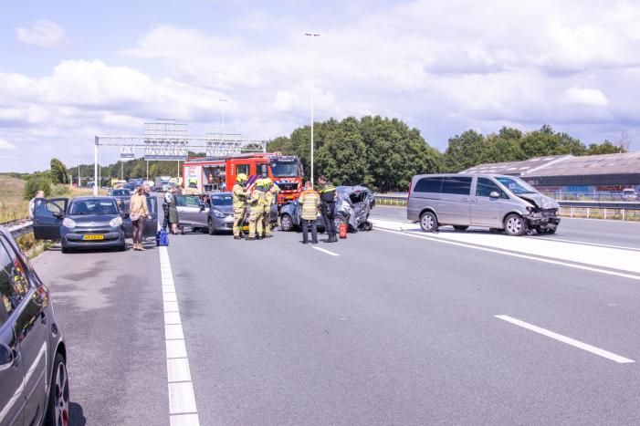 Flinke schade na kop-staart aanrijding