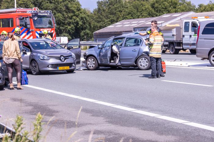 Flinke schade na kop-staart aanrijding