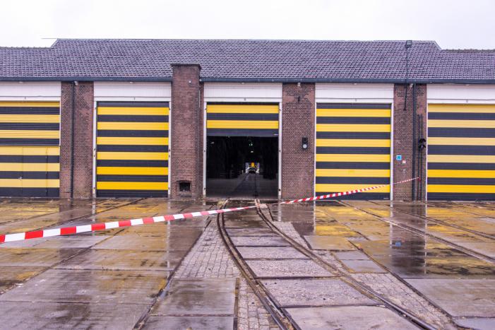 Corona-drive-thru in Rijtuigenloods geopend