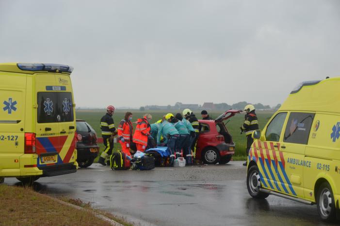 Persoon ernstig gewond bij verkeersongeval