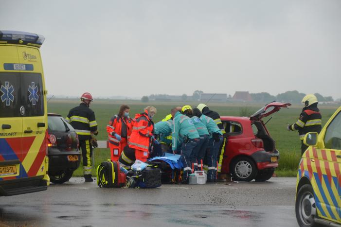 Persoon ernstig gewond bij verkeersongeval