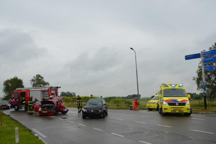 Persoon ernstig gewond bij verkeersongeval