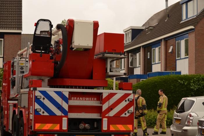 Brand in meterkast zet woning vol rook