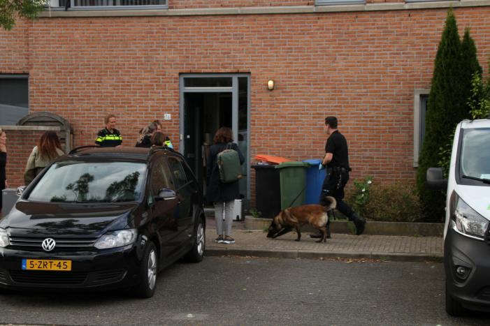 Meerdere personen aangehouden bij inval in woning door arrestatieteam