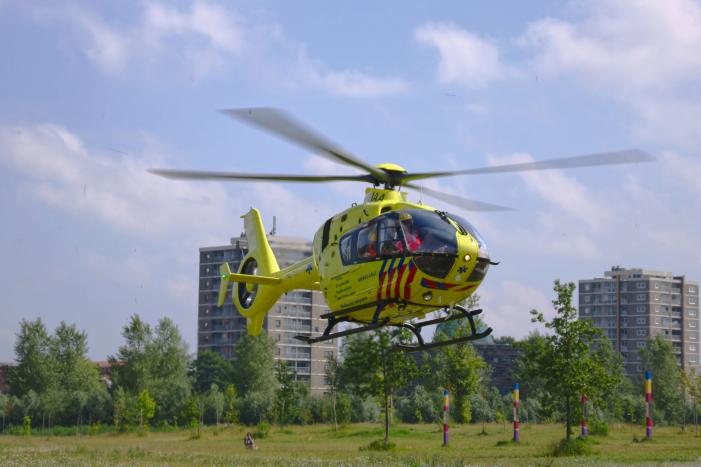 Traumahelikopter landt in Reinaldapark