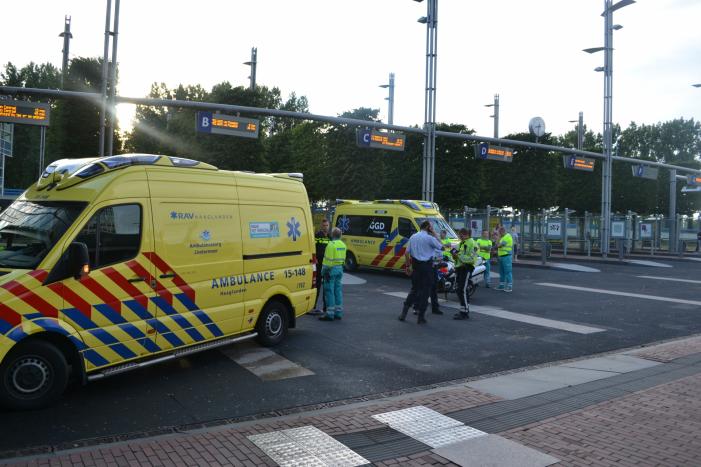 Twee gewonden bij steekpartij op busstation