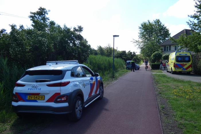 Bestuurder canta gewond na botsing op hekwerk