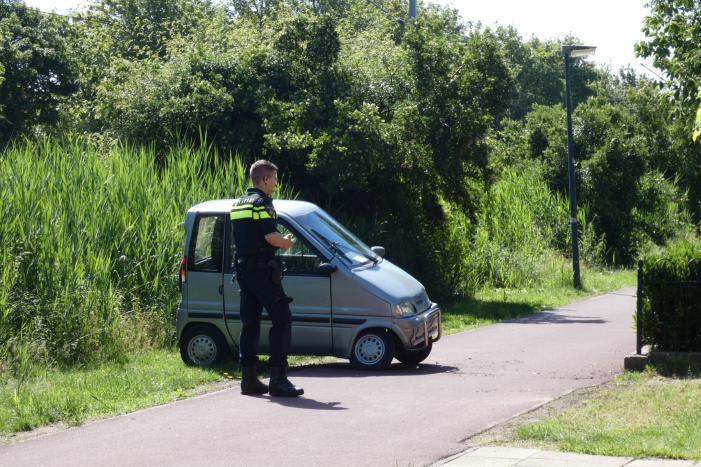 Bestuurder canta gewond na botsing op hekwerk