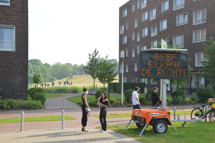 Ingangen afgesloten en aanhouding bij demonstratie Black Lives Matters op De Bult