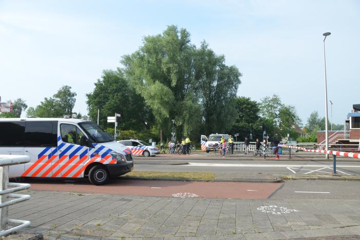 Ingangen afgesloten en aanhouding bij demonstratie Black Lives Matters op De Bult