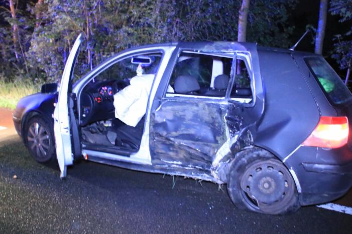 Personenauto total loss na eenzijdige botsing