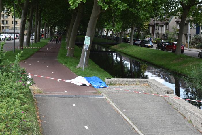 Te water geraakte persoon overleden in Prins Alexander